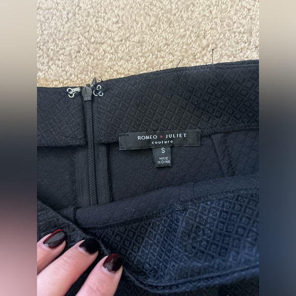 Romeo and Juliet skort - Picture 1 of 2